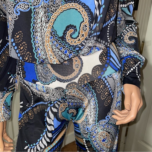 Julian Chang Cold Shoulder Jumpsuit - Picture 13 of 16